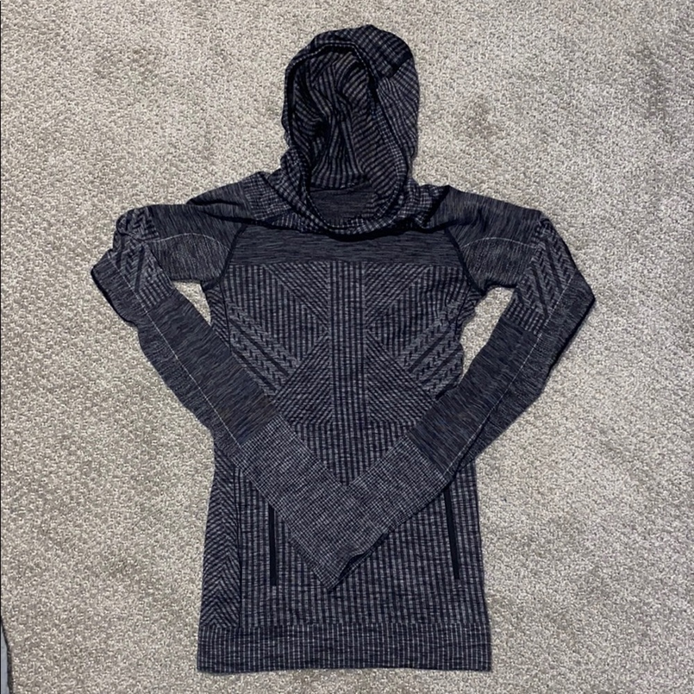 Lululemon pullover